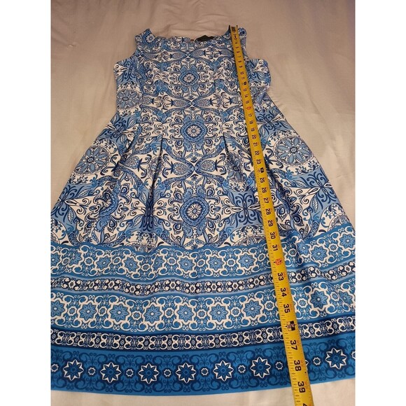 Gabby Skye Dress Size 12 Blue And White Sleeveless - Picture 5 of 8